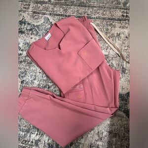 Luuna Scrubs - Pink Rose